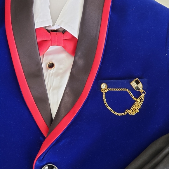 3 piece Suit like new - Picture 2 of 5